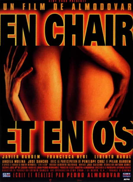 EN CHAIR ET EN OS